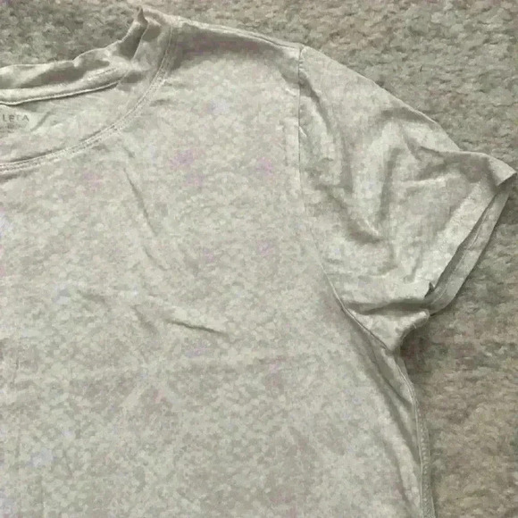 Athleta Daily Snakeskin Top - Picture 4 of 6